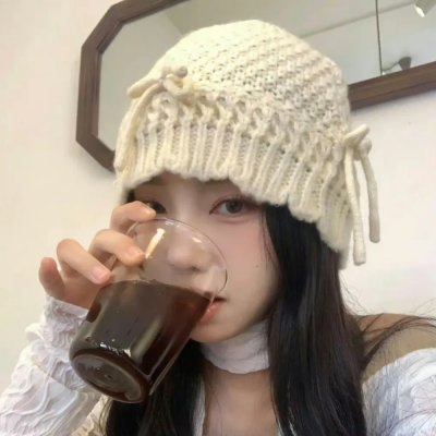她房间里的云